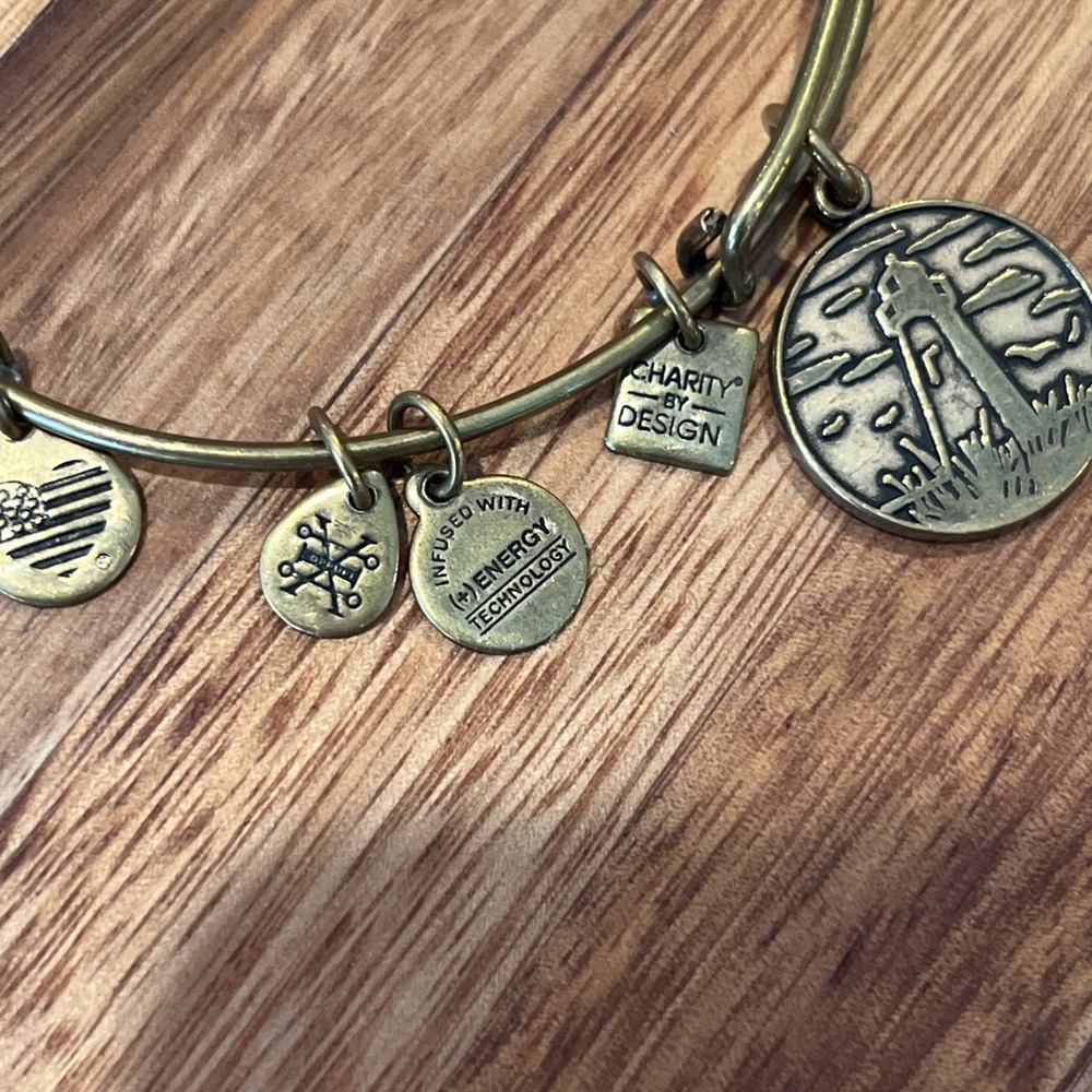 Alex And Ani Lot Of 2 Gold Tone Bangle Bracelet With 9 Charms - Picture 3 of 5
